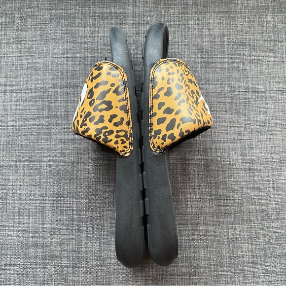 NIKE VICTORI ONE WOMENS PRINT SLIDES - Picture 5 of 10